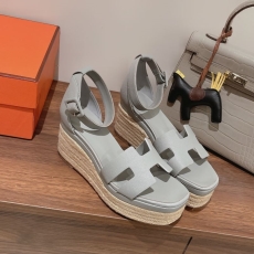 Hermes Sandals